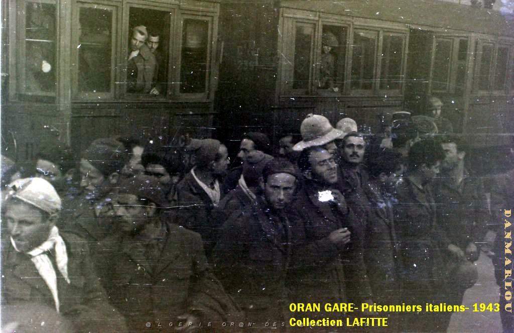 ORAN 1943 PRISONNIERS ITALIENS   (5).JPG